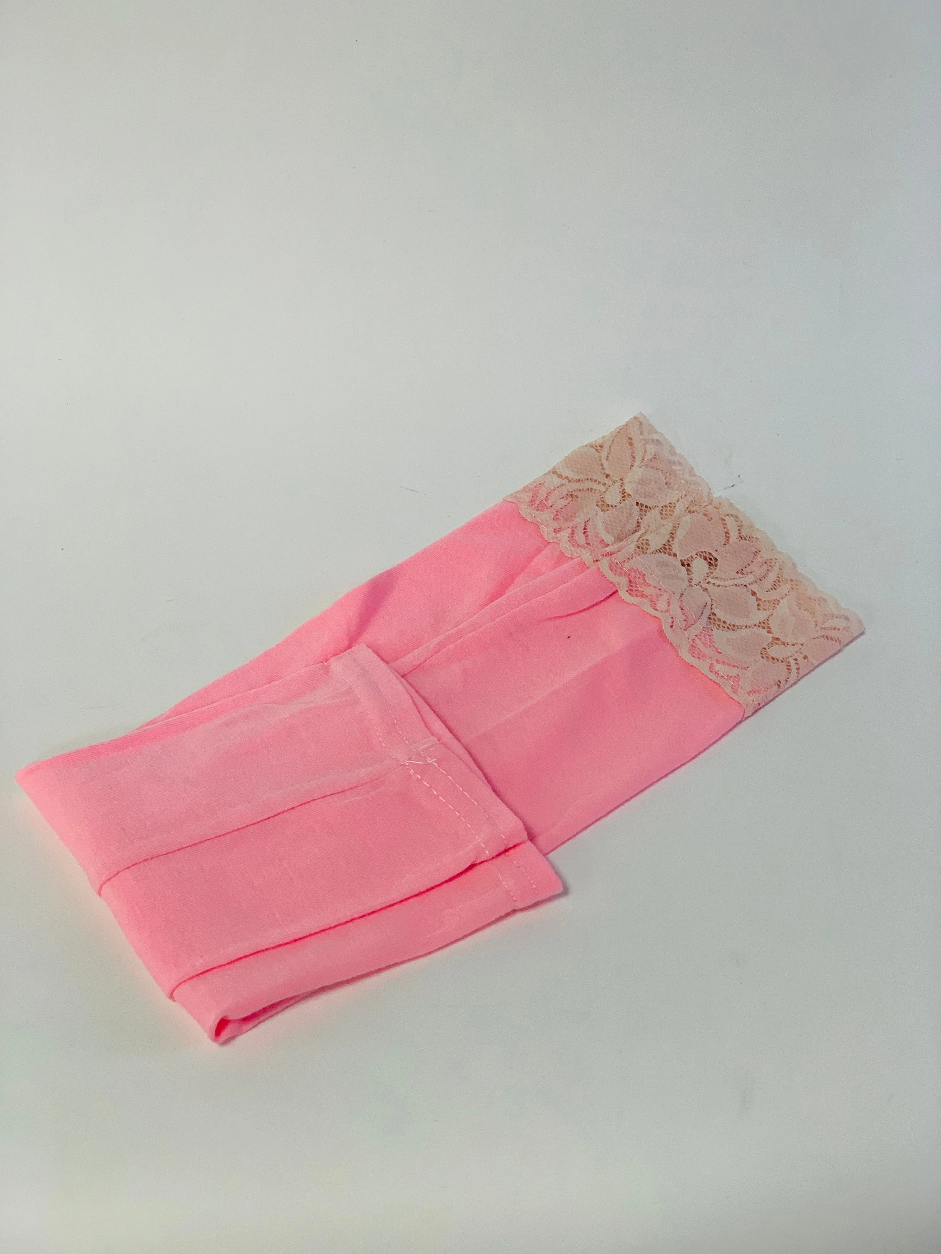 Lace trimmed Sleeves 16.5"