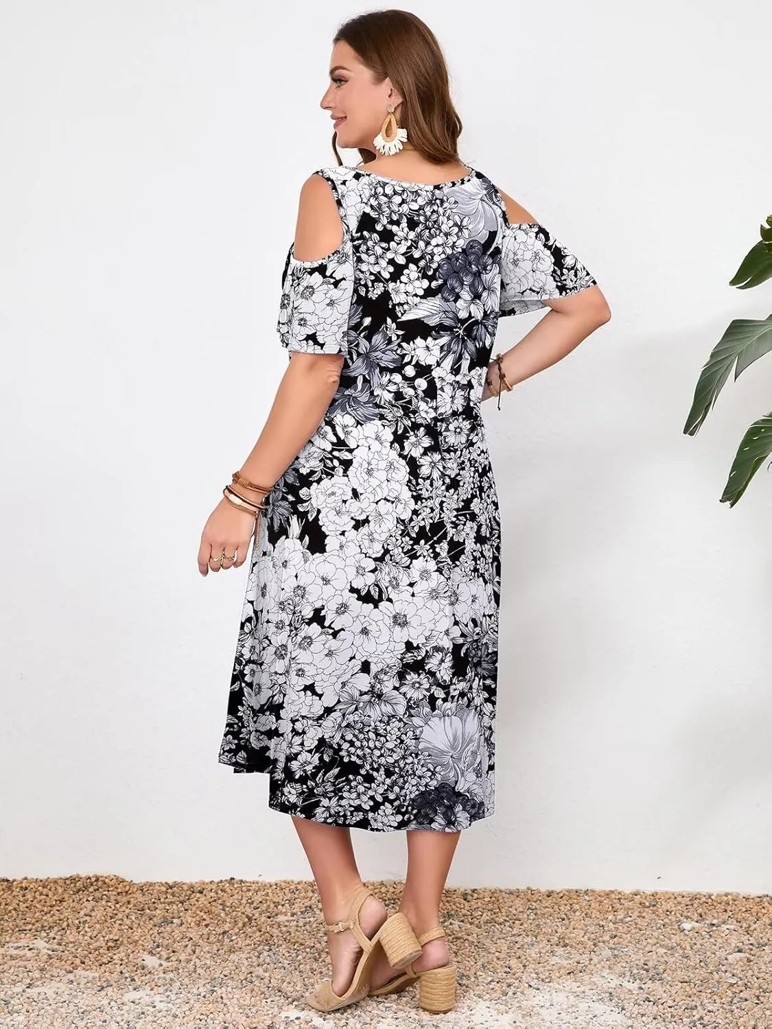 LARACE Plus Size Women Dress for Summer, Midi Women's Sundress, Casual V-Neck Short Sleeve Flowy T-Shirt Dresses with Pockets