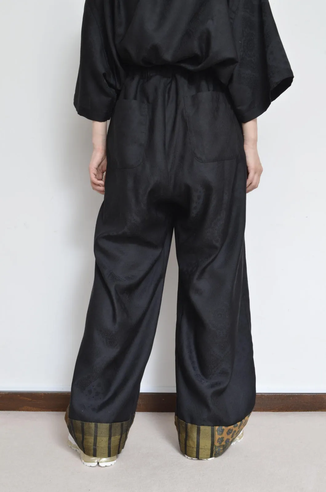 WIDE AND EASY PT_BLK PAISLEY